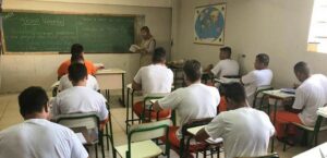 Presos estudando, Preso estudando, estudos na prisão, remição de pena
