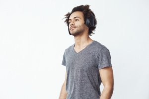 música fone de ouvido